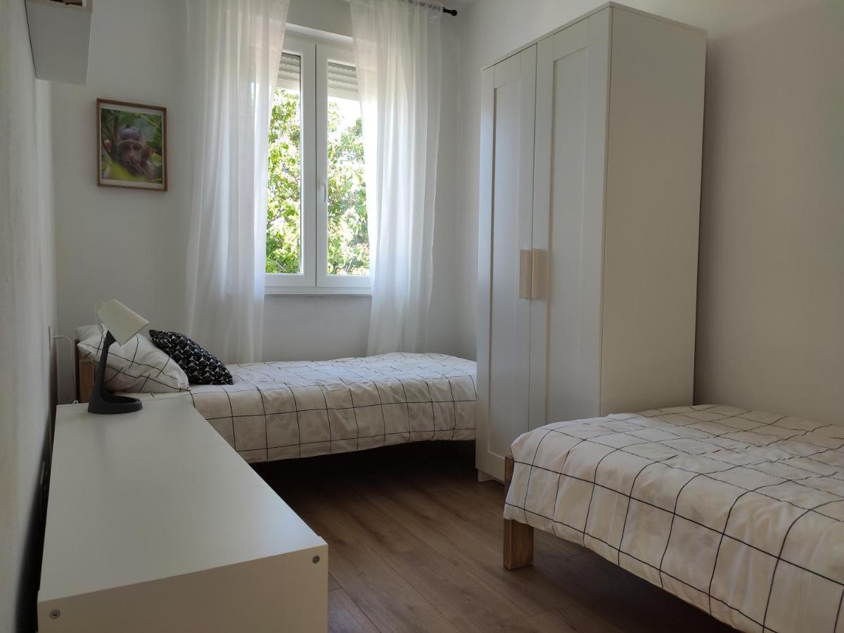 Apartmani Sara 2 Betina  Dış mekan fotoğraf